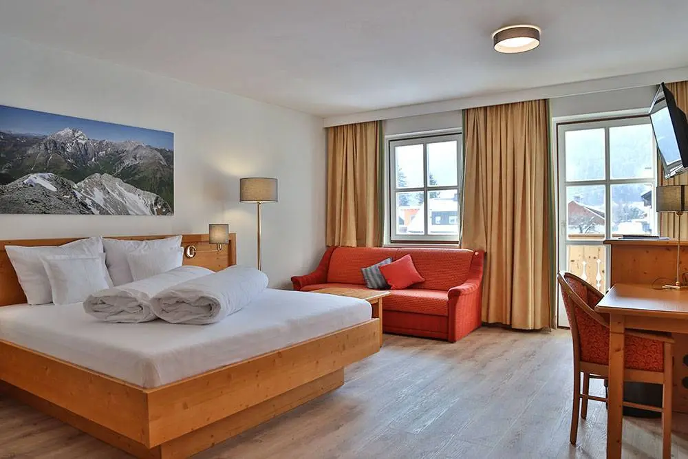 Zimmer-Ferienwohnung-Koetschach-Mauthen-Polinik-1000.jpg